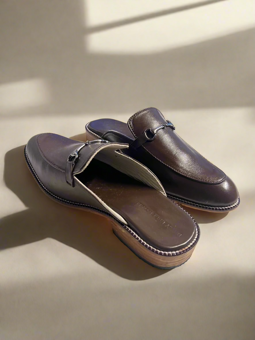 BROWN LEATHER MULES